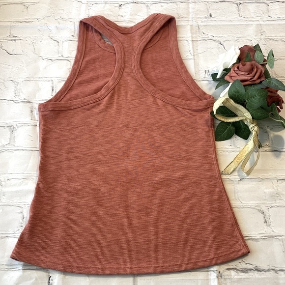 VUORI Sunrise High Neck Rib Tank XS Terracotta - Picture 6 of 13